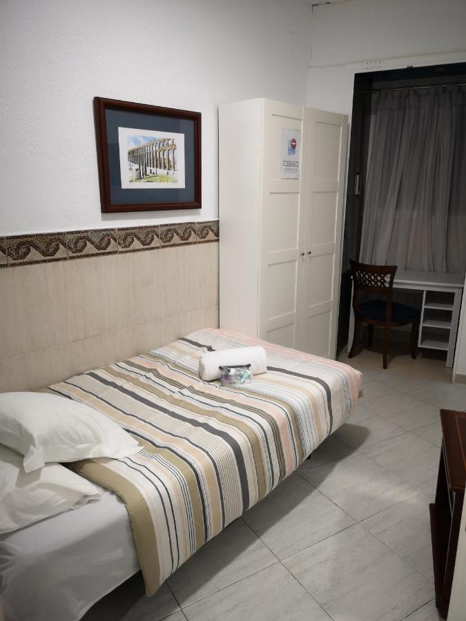 Motel Lavapies Madrid Extérieur photo
