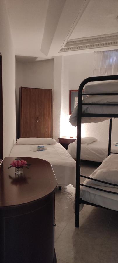 Motel Lavapies Madrid Extérieur photo