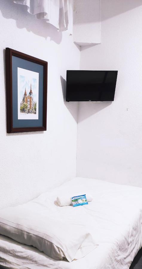 Motel Lavapies Madrid Extérieur photo