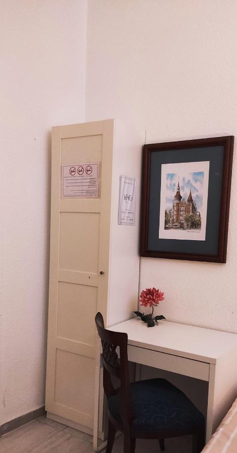 Motel Lavapies Madrid Extérieur photo